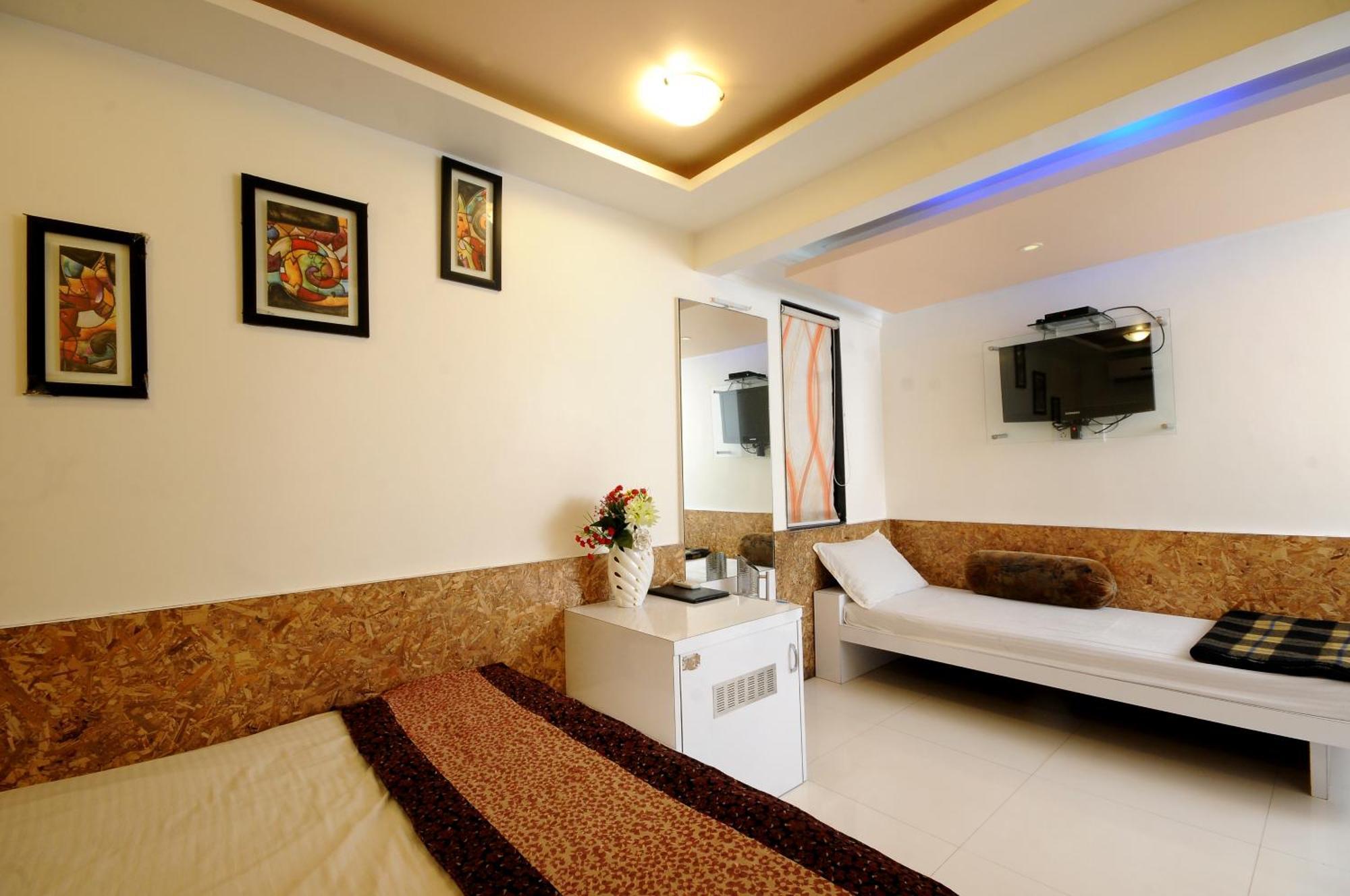 Hotel Vyankatesh & Pure Veg Restaurant Mahābaleshwar Exteriér fotografie