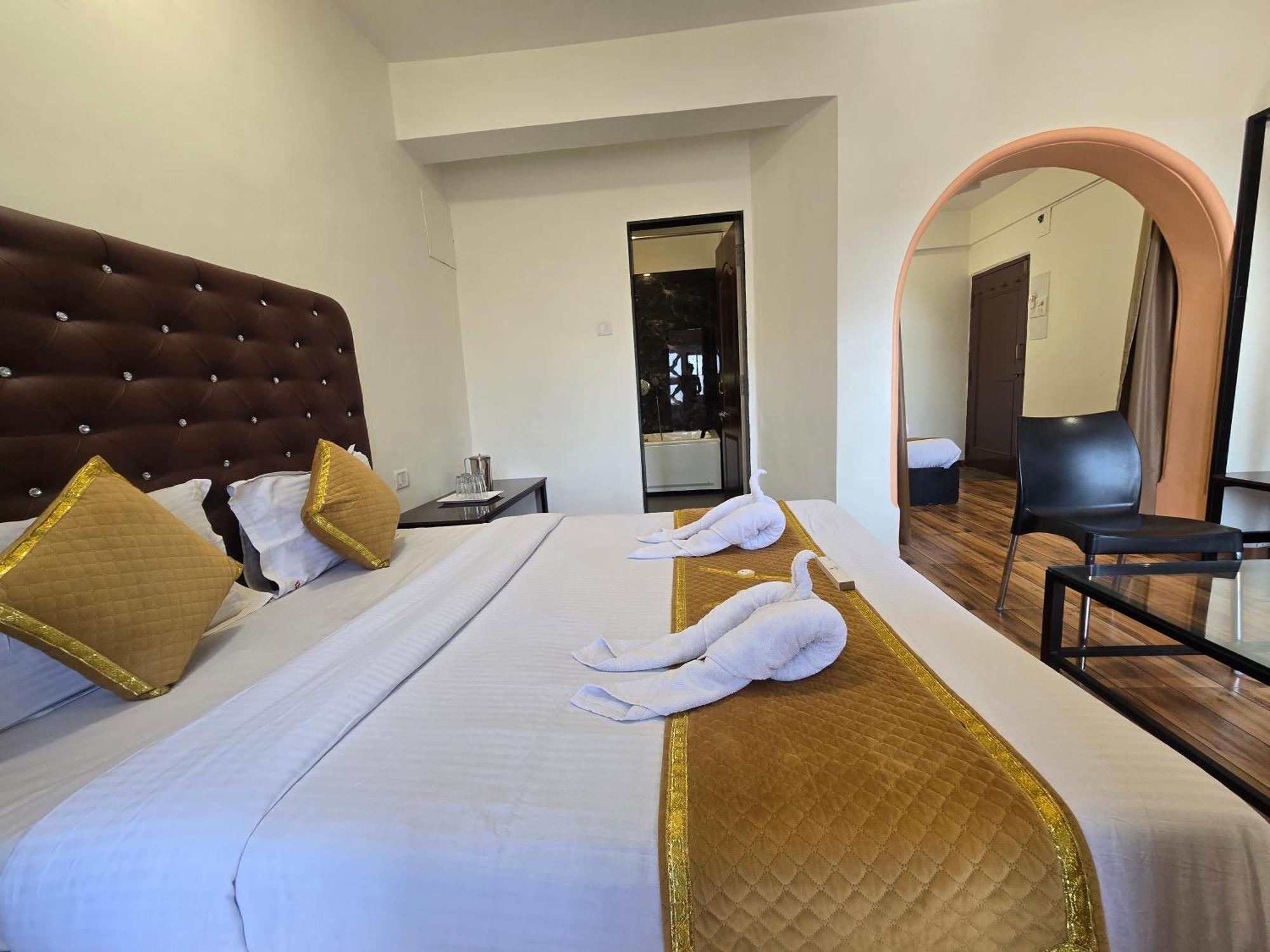 Hotel Vyankatesh & Pure Veg Restaurant Mahābaleshwar Exteriér fotografie